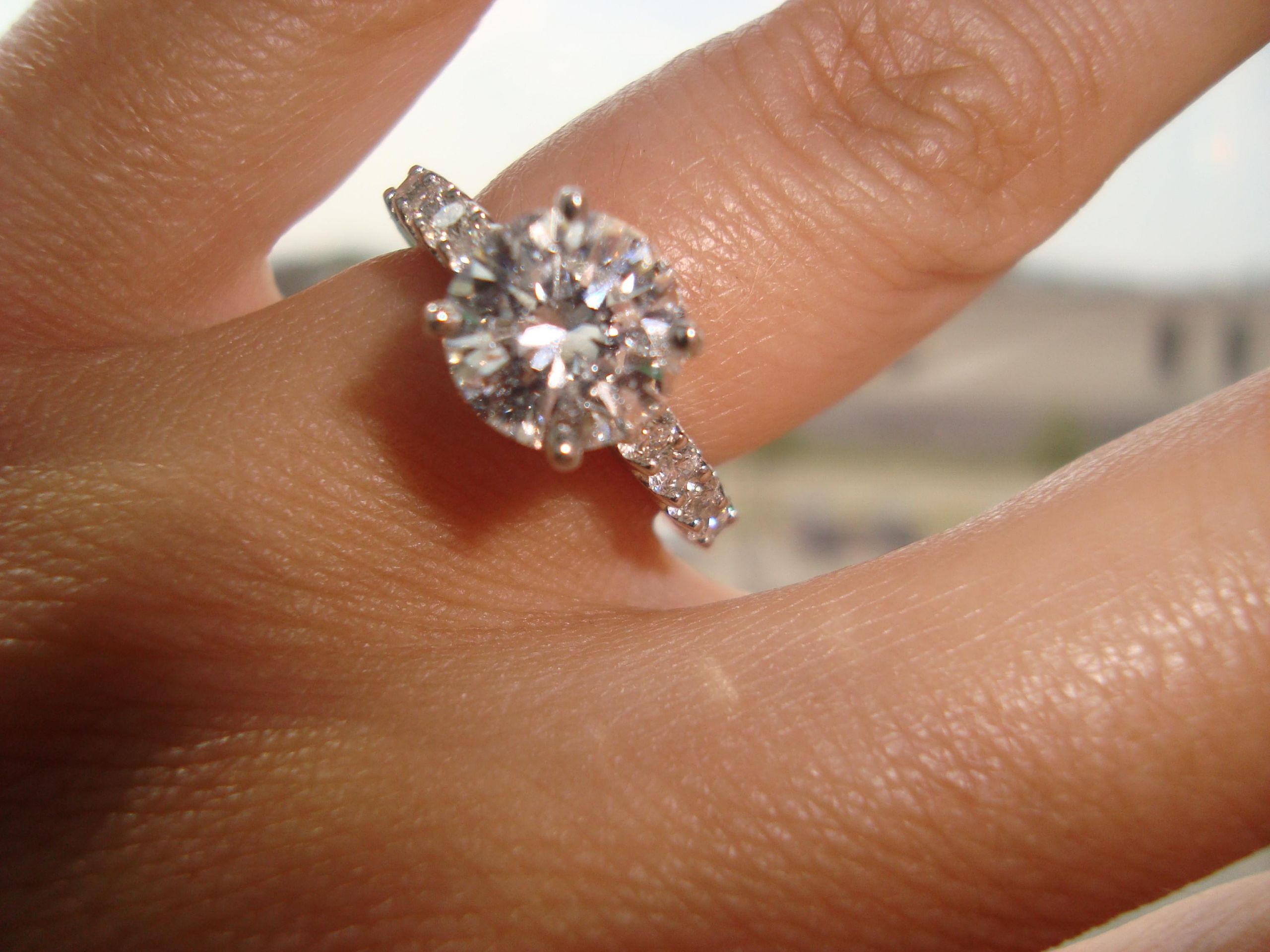 2 Carat Diamond Rings
 2 carat cushion cut diamond engagement ring