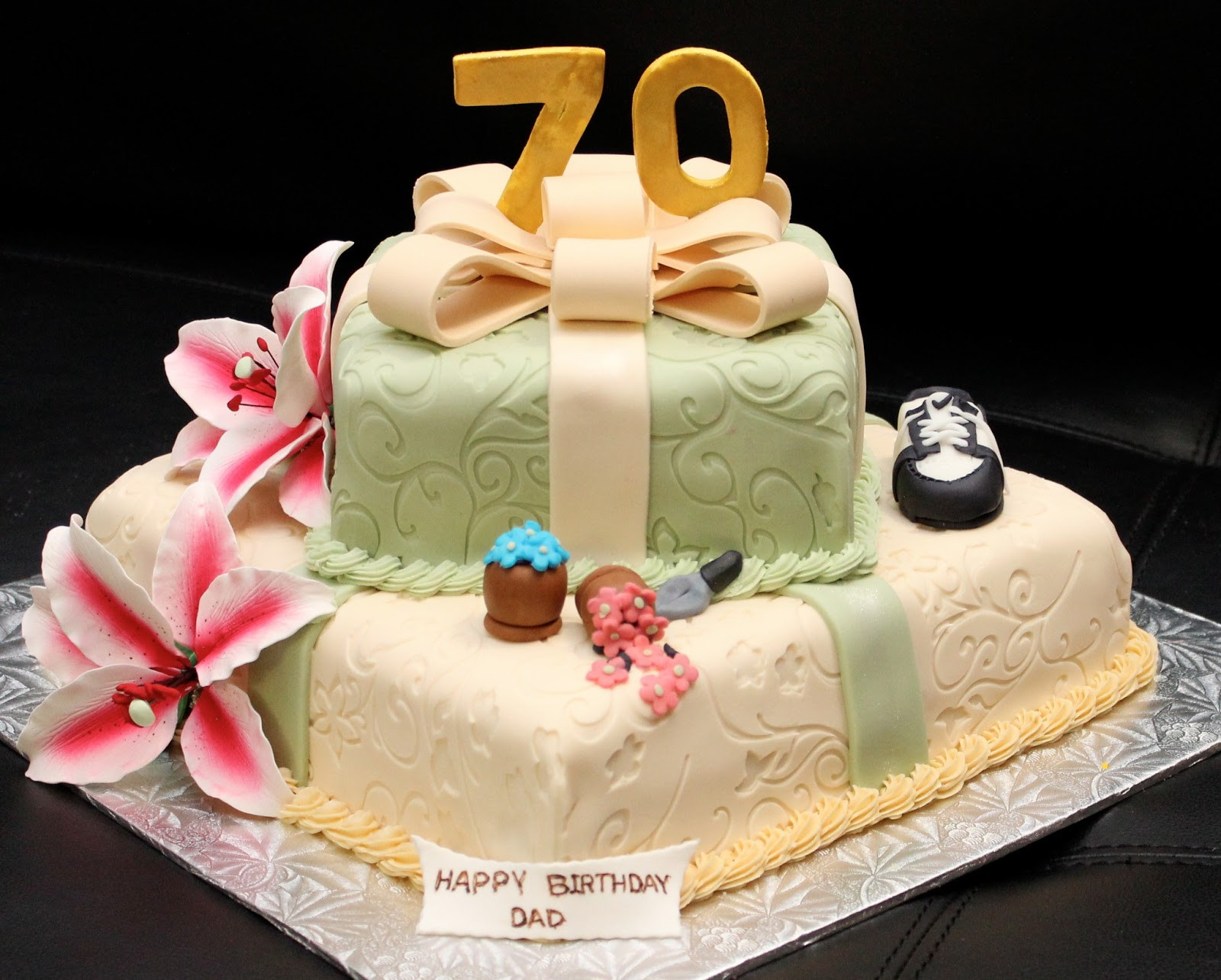 70th Birthday Cake
 Love Dem Goo s 70th Birthday Cake