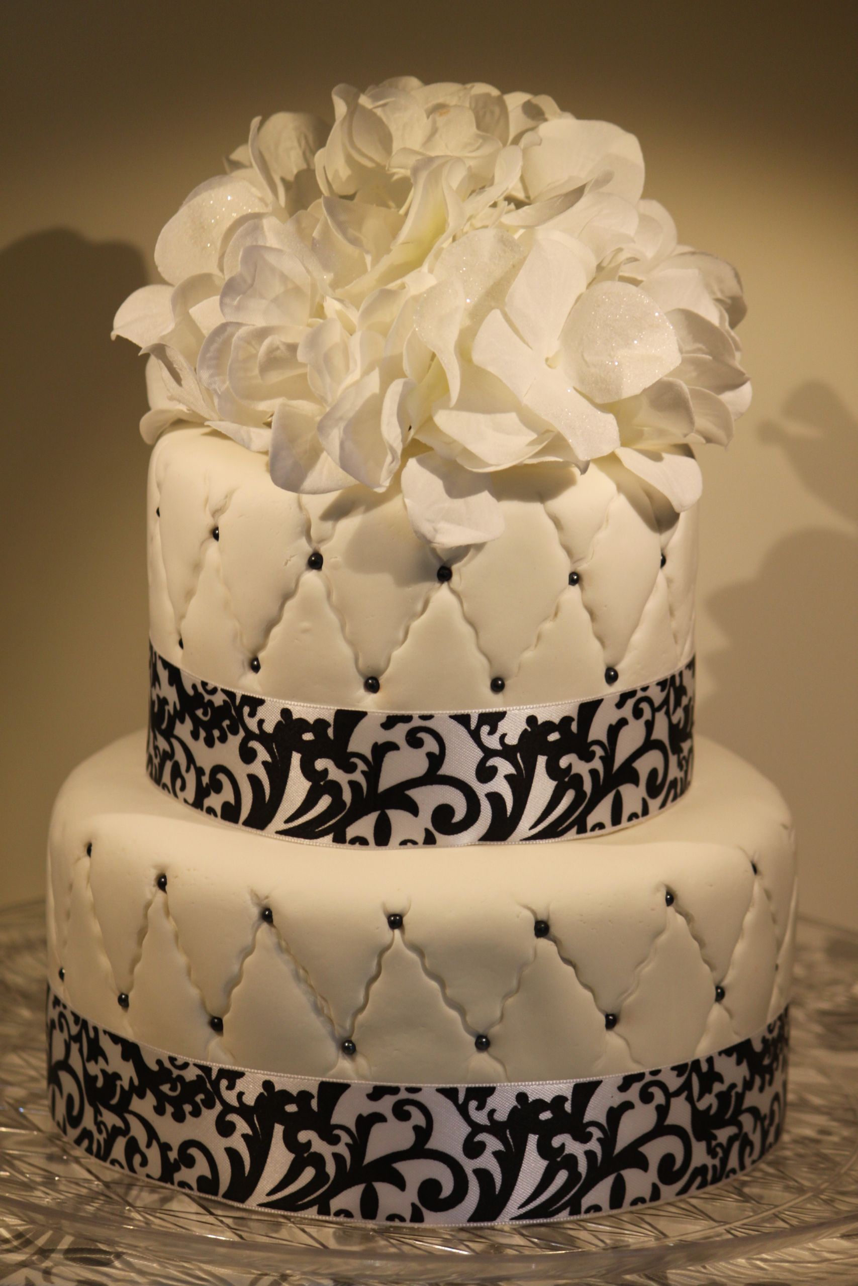 Black And White Birthday Cakes
 Black and White Quilted Fondant Birthday Cake
