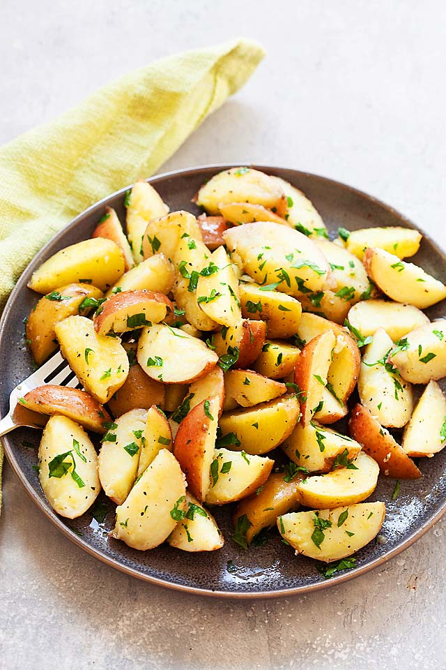 Boiled Baby Red Potato Recipes
 Boiled Potatoes with Parsley 5 Minutes Prep Time Rasa