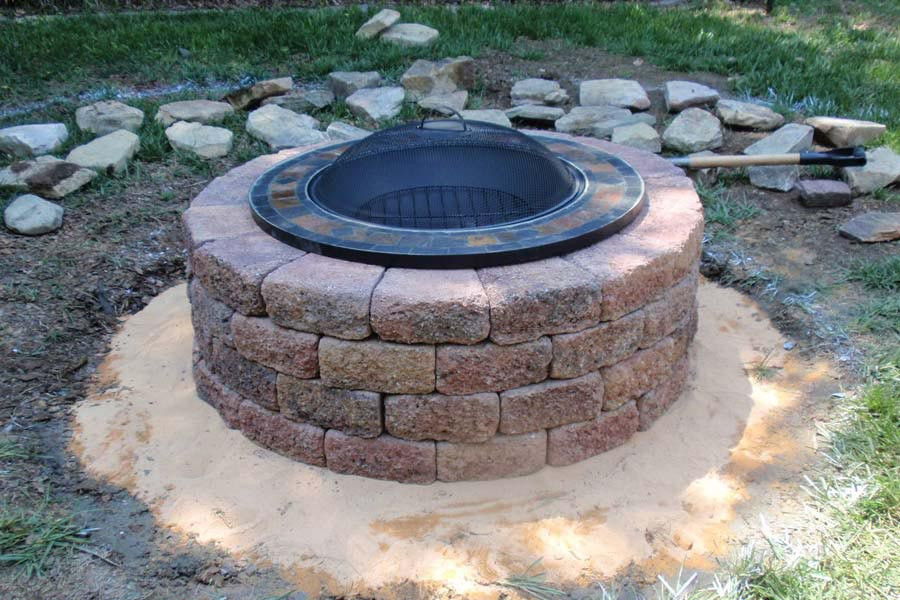 Build Brick Firepit
 How To Make A Brick Fire Pit