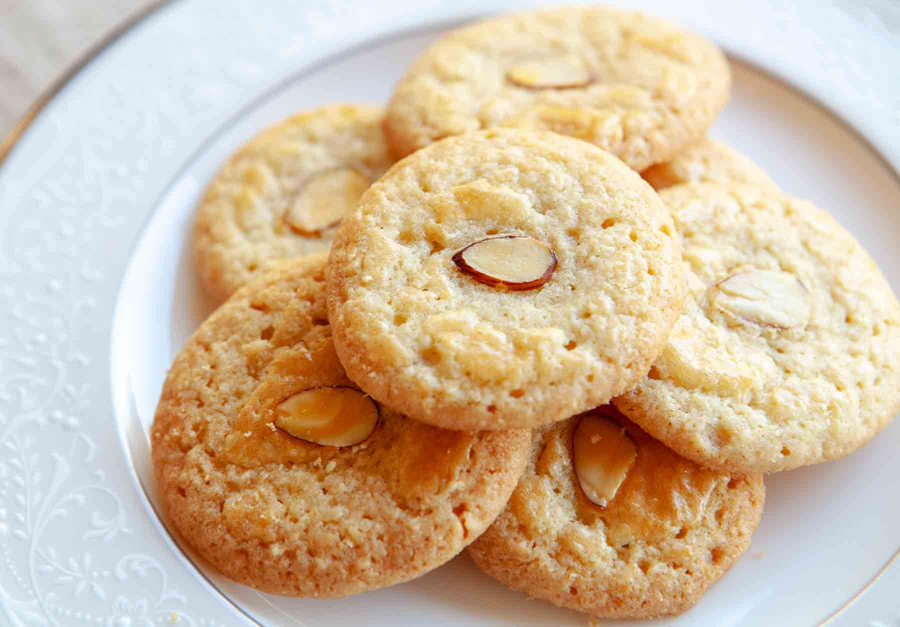 Chinese Almond Cookie Recipes
 Chinese Almond Cookies Recipe