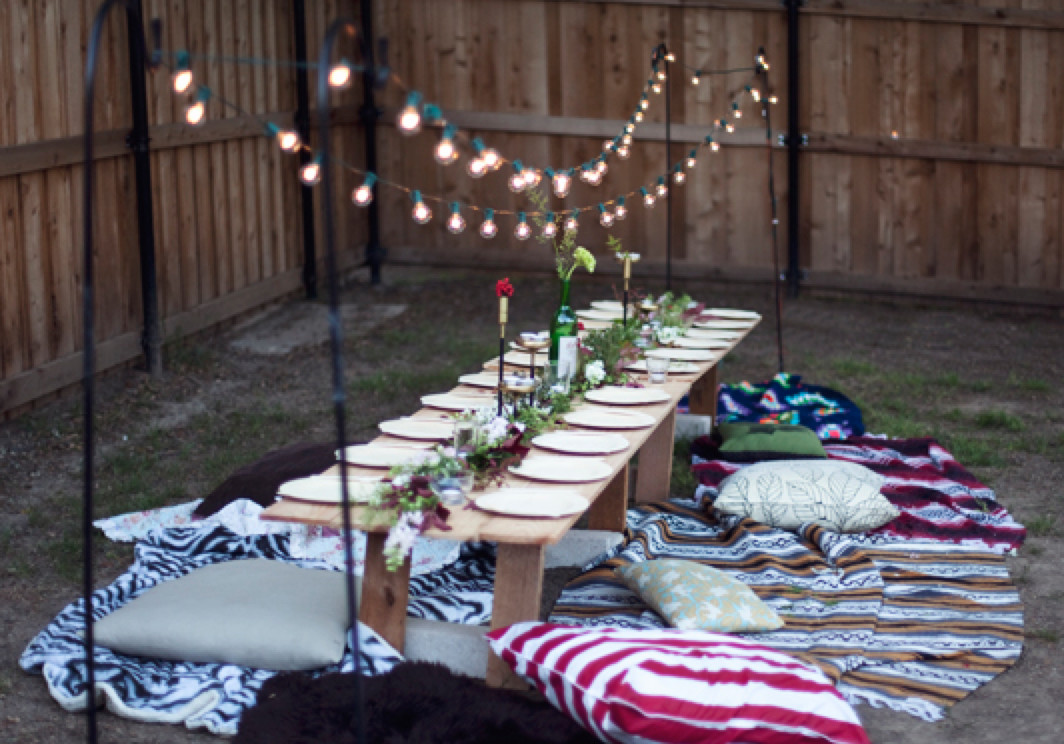 Dinner Party Seating Ideas
 Simple outdoor party seating