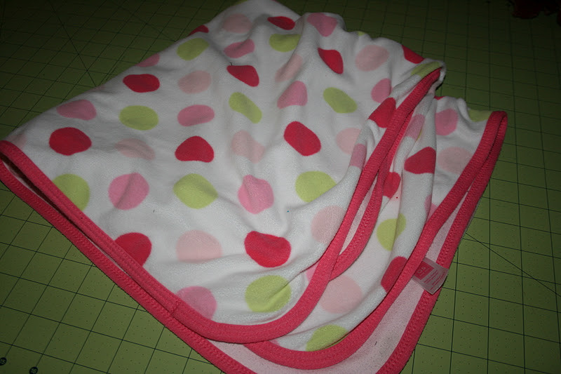 DIY Fleece Baby Blanket
 Glimmer And Grit Baby Blanket Upcycle = DIY Heating Pads