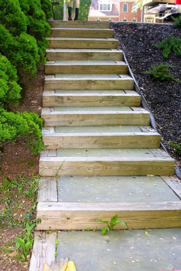 DIY Outdoor Steps
 DIY Outdoor Staircase