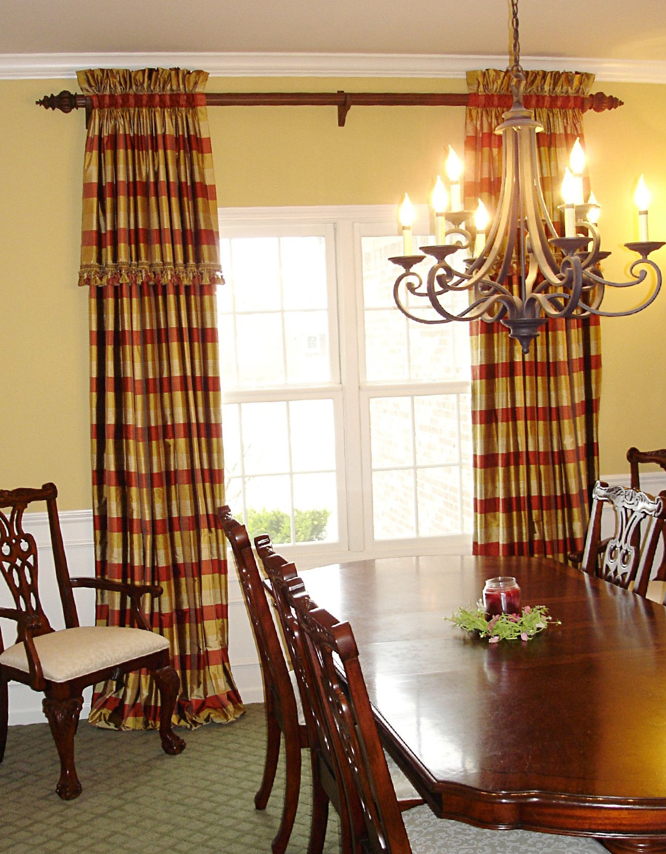 Formal Kitchen Curtains
 elegant dining room draperies