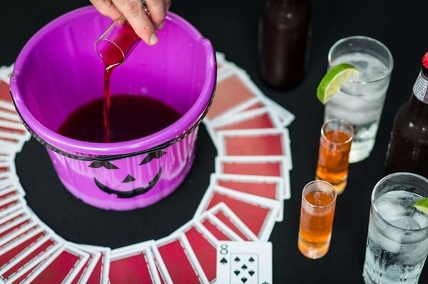 Halloween Party Drinking Games
 Halloween drinking games – Halloween party games ideas
