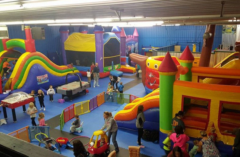 Indoor Bounce Houses For Kids
 Jump City Indoor Bounce Park