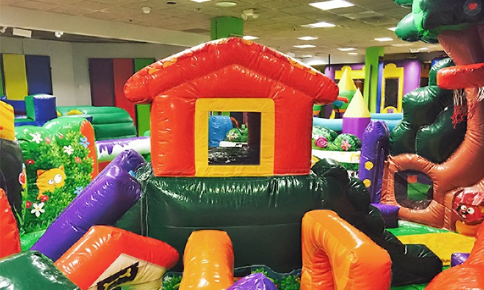 Indoor Bounce Houses For Kids
 Kids Indoor Bounce House Bounce Party Place