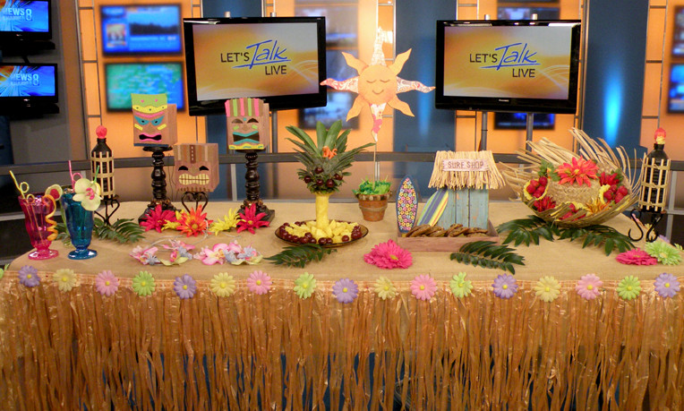 Inexpensive DIY Luau Party Decorations
 Create a Summer Luau Party on a Bud – Gina Tepper