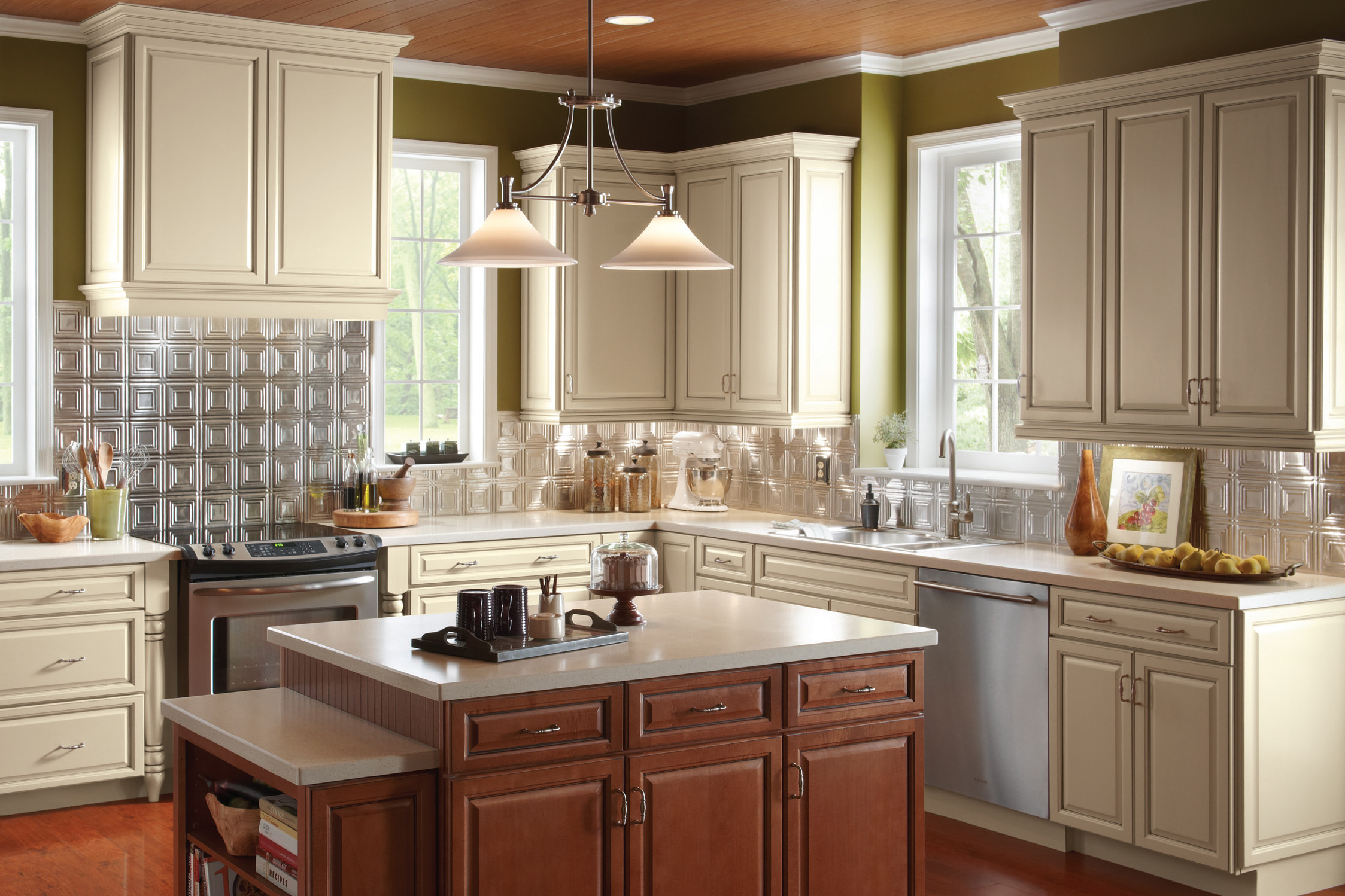 Kitchen Cabinet Remodeling
 Former Armstrong Cabinets Relaunched in New Echelon