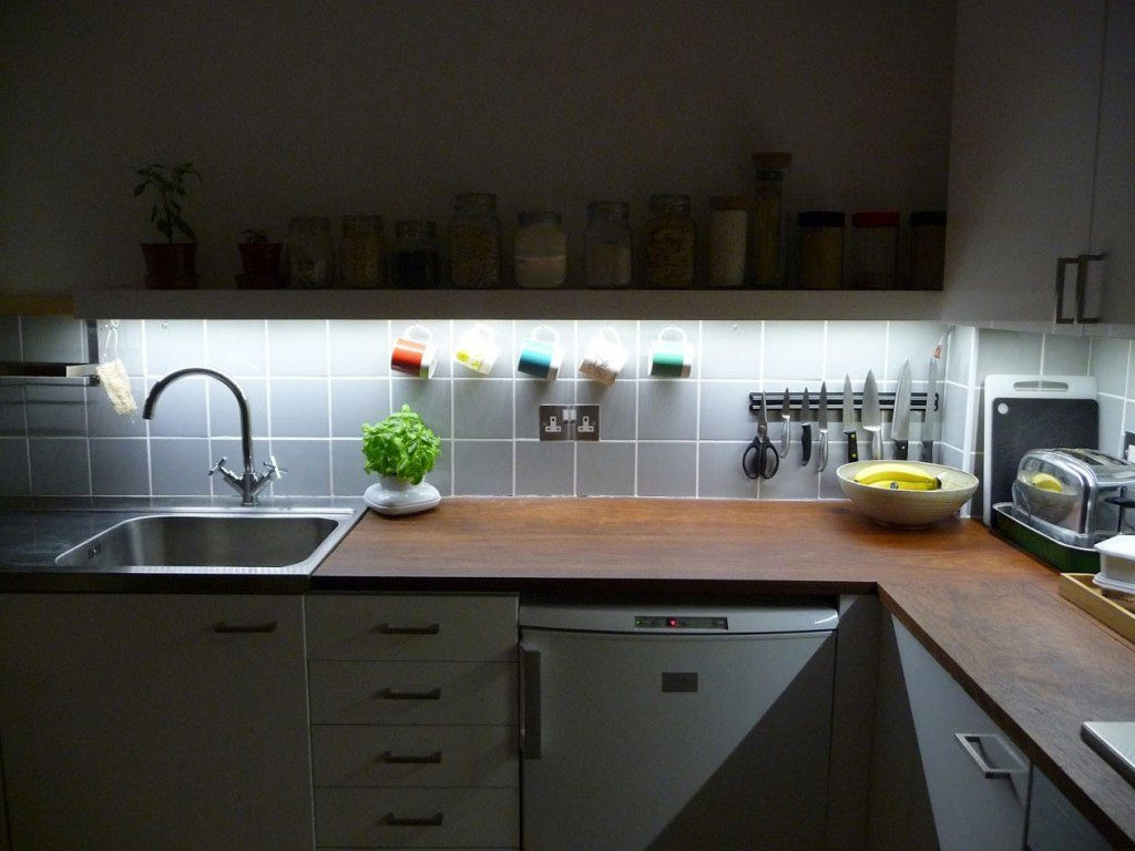Kitchen Lighting Undercabinet
 32 Beautiful Kitchen Lighting Ideas for Your New Kitchen
