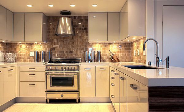 Kitchen Lighting Undercabinet
 Under Cabinet Lighting Adds Style and Function to Your Kitchen