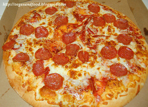 Little Caesars Pepperoni Pizza
 SLICE OF PEPPERONI PIZZA CALORIES PEPPERONI PIZZA