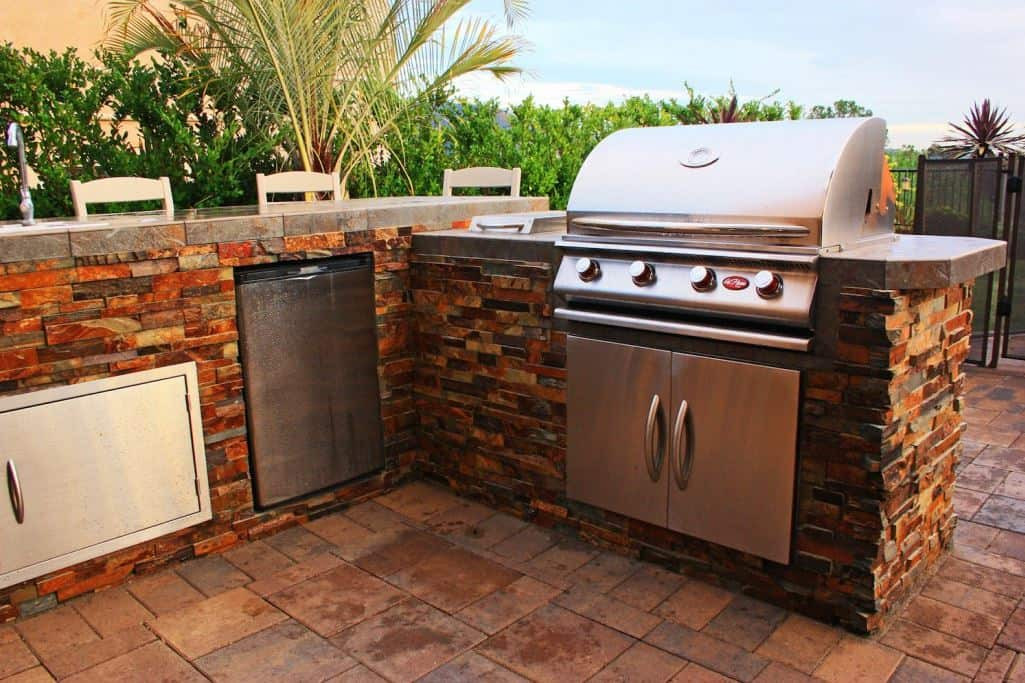 Outdoor Kitchen Installation
 3 Types of Outdoor Kitchens Which e Should You Choose
