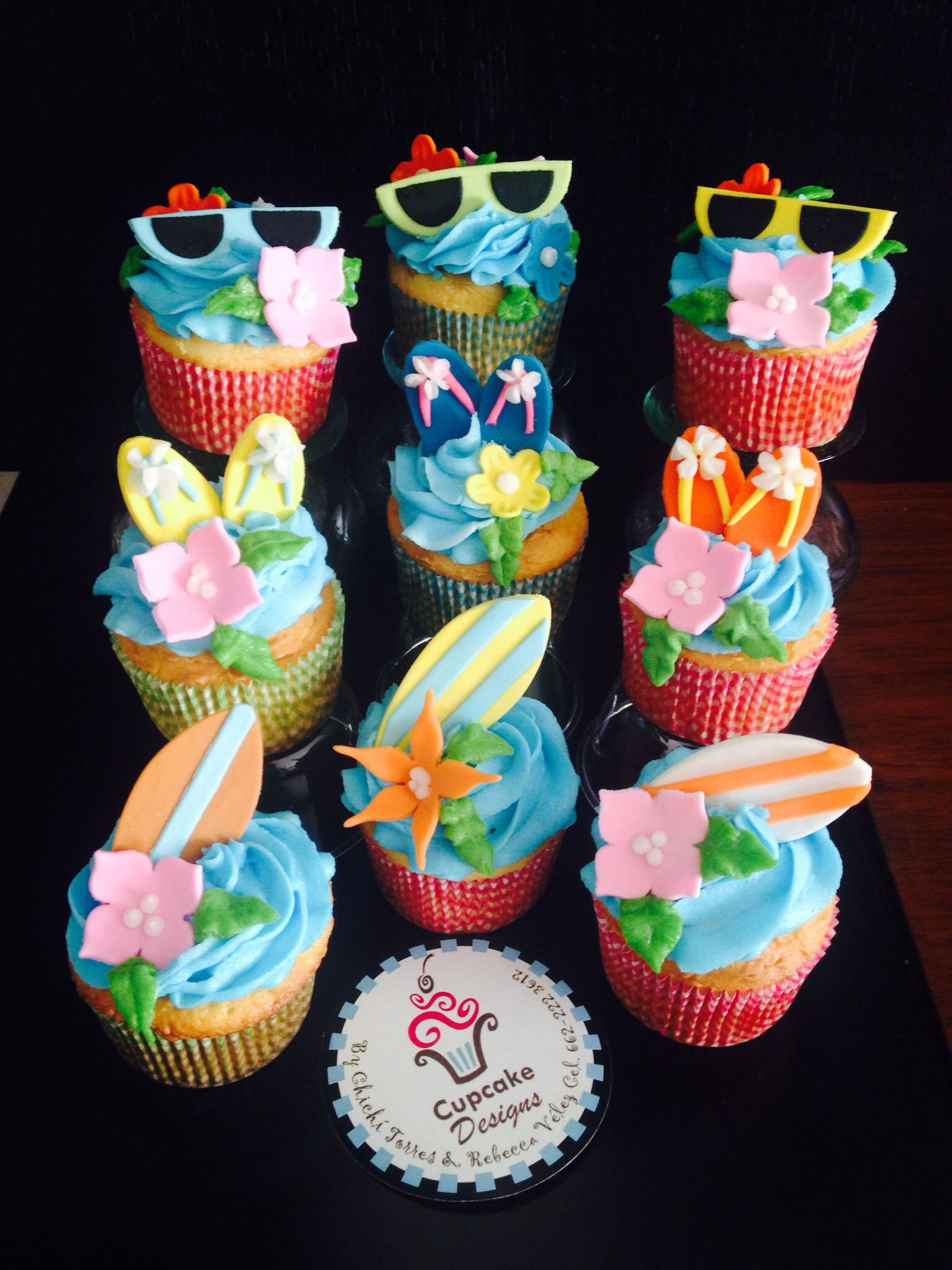 Pool Party Cupcake Ideas
 Swimming pool party cupcakes Cupcakes in 2019