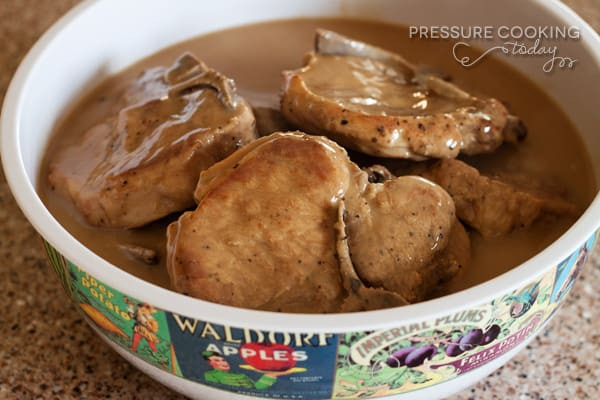 Pressure Cooker Pork Chops Cream Of Mushroom Rice
 Easy Pork Chops in Mushroom Gravy