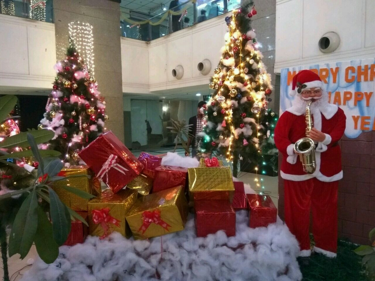 Small Office Holiday Party Ideas
 100 fice Christmas Decorations in Delhi NCR