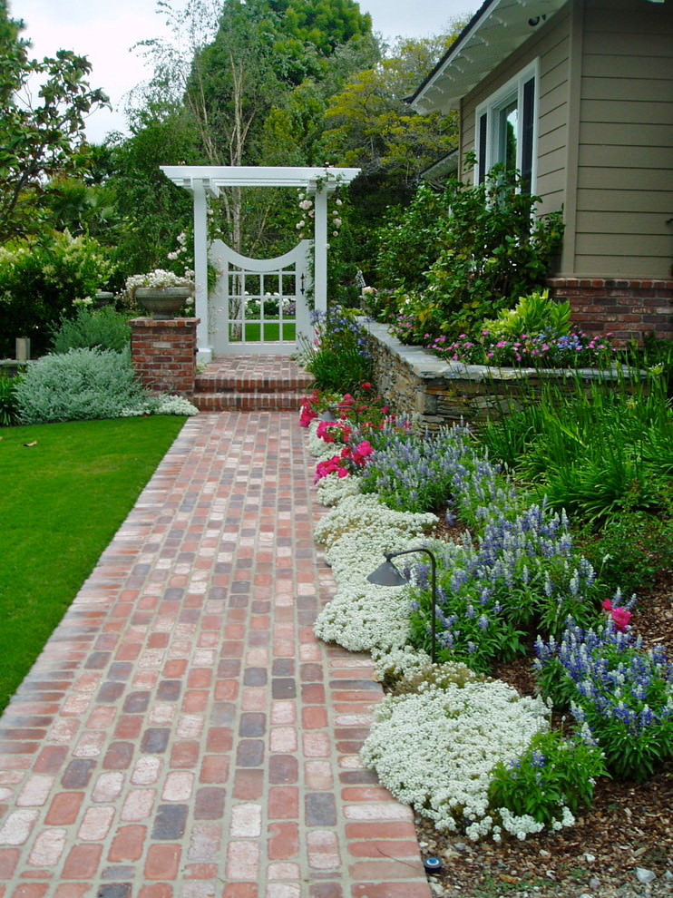Small Patio Landscaping
 25 Cottage Garden Designs Decorating Ideas