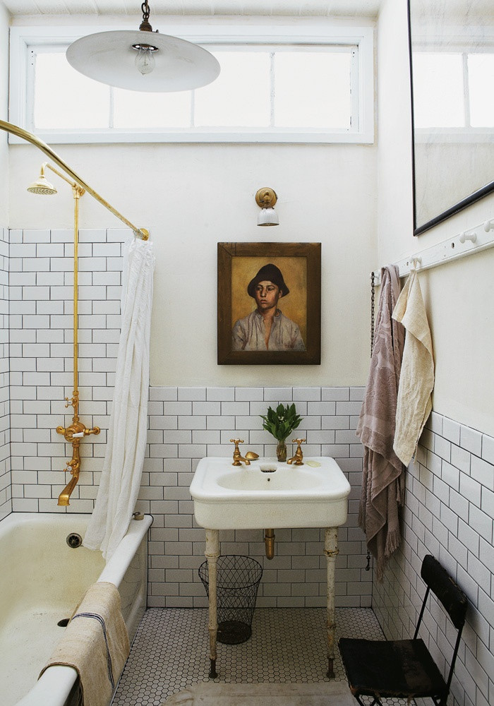 Small Vintage Bathroom Ideas
 10 dreamiest vintage bathrooms Decorator s Notebook