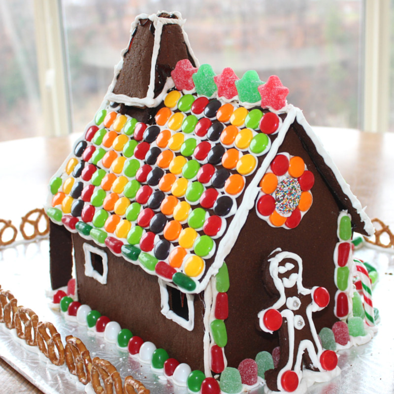 Vegan Ginger Bread House
 Gingerbread House Recipes And Templates Christmas
