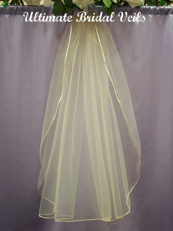 1 Tier Wedding Veil
 Items similar to 1 Tier Champagne Bridal Wedding Veil