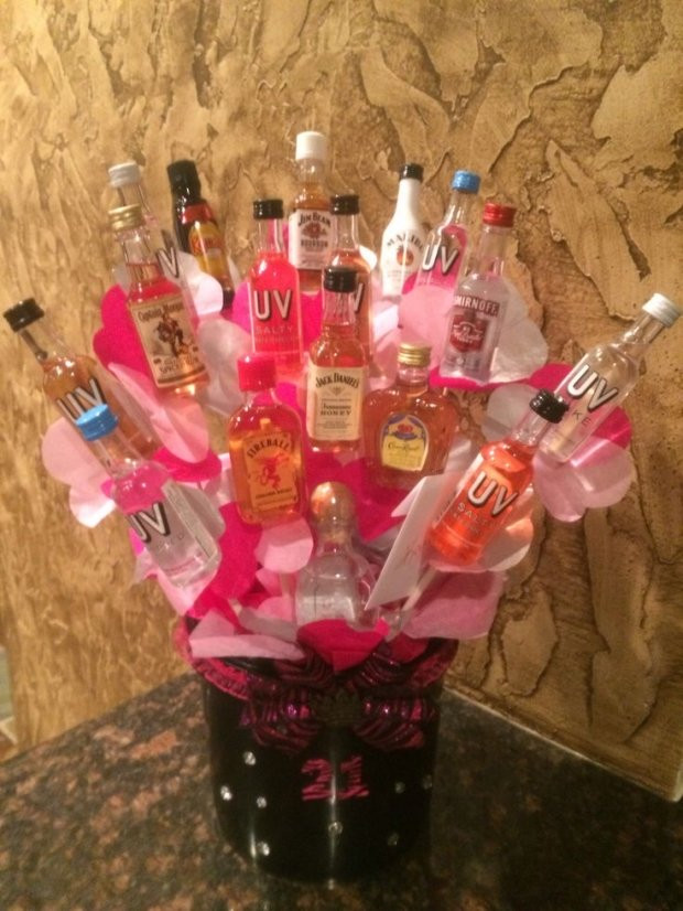 21st Birthday Gift Baskets For Her
 21st Birthday Gift Ideas
