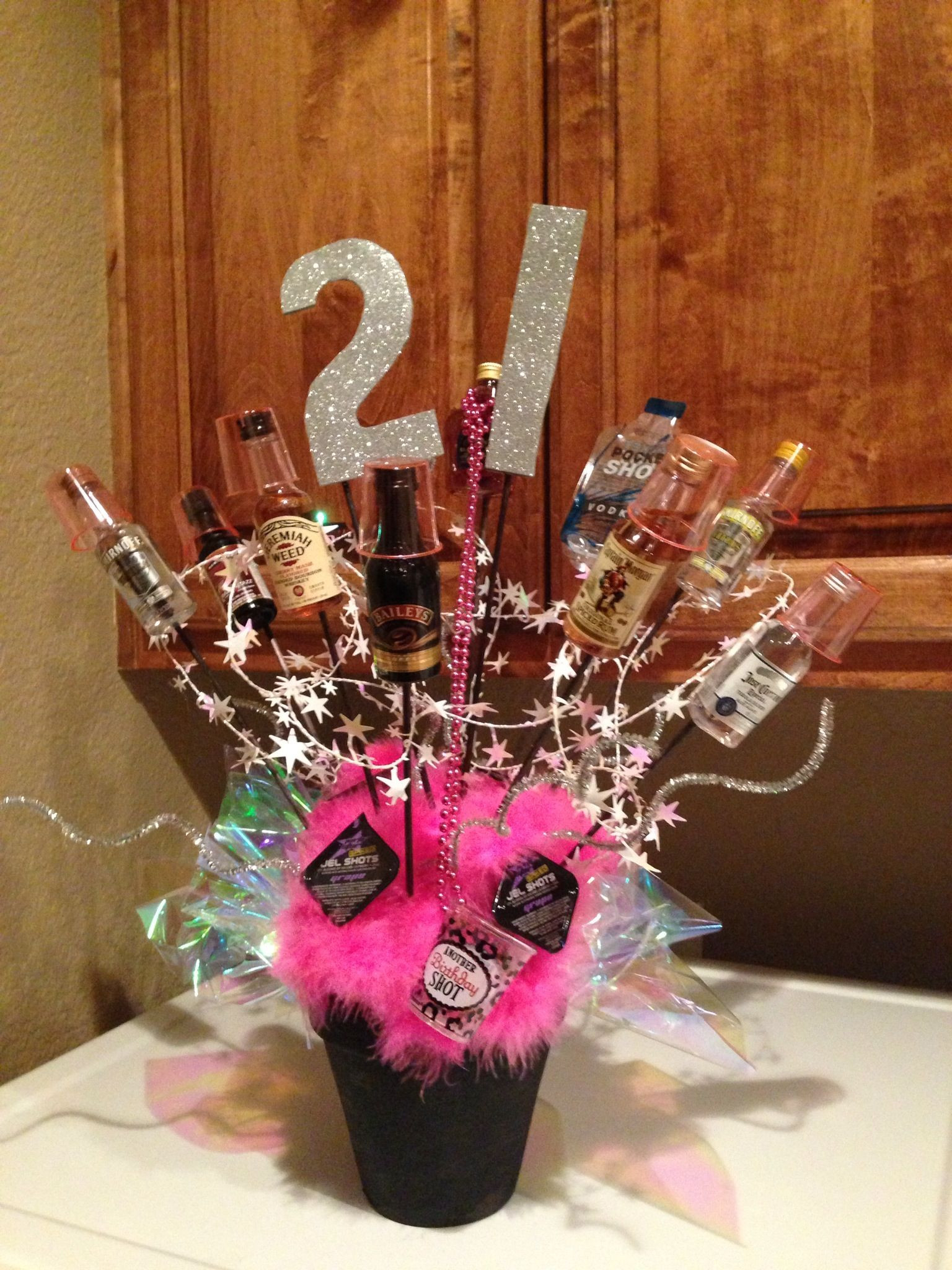 21st Birthday Party Decorations
 Cute 21st birthday idea Ill love you forecast if someone