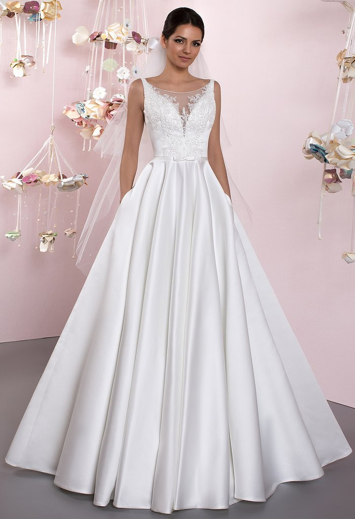 A Line Ball Gown Wedding Dresses
 Lace princess ball gown lace A Line wedding dress – Bela