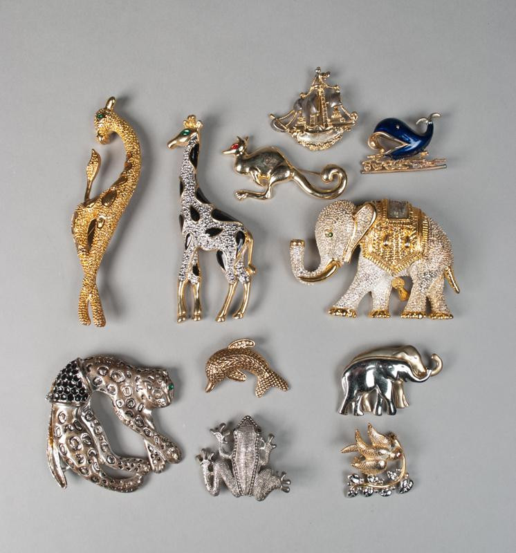 Animal Brooches Grouping of 11 Animal Brooches