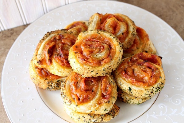 Appetizers With Puff Pastry Sheets
 Puff Pastry Pizza Wheels Recipe