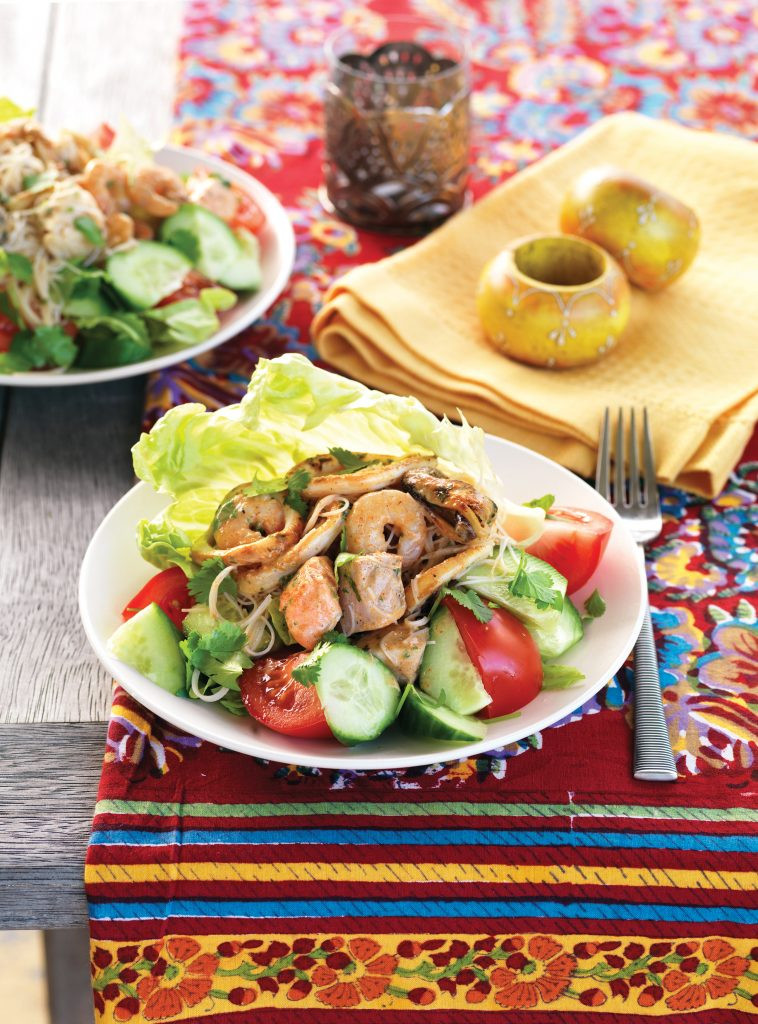 Applebee'S International Inc Thai Shrimp Salad
 Thai style hot and sour seafood Healthy Food Guide