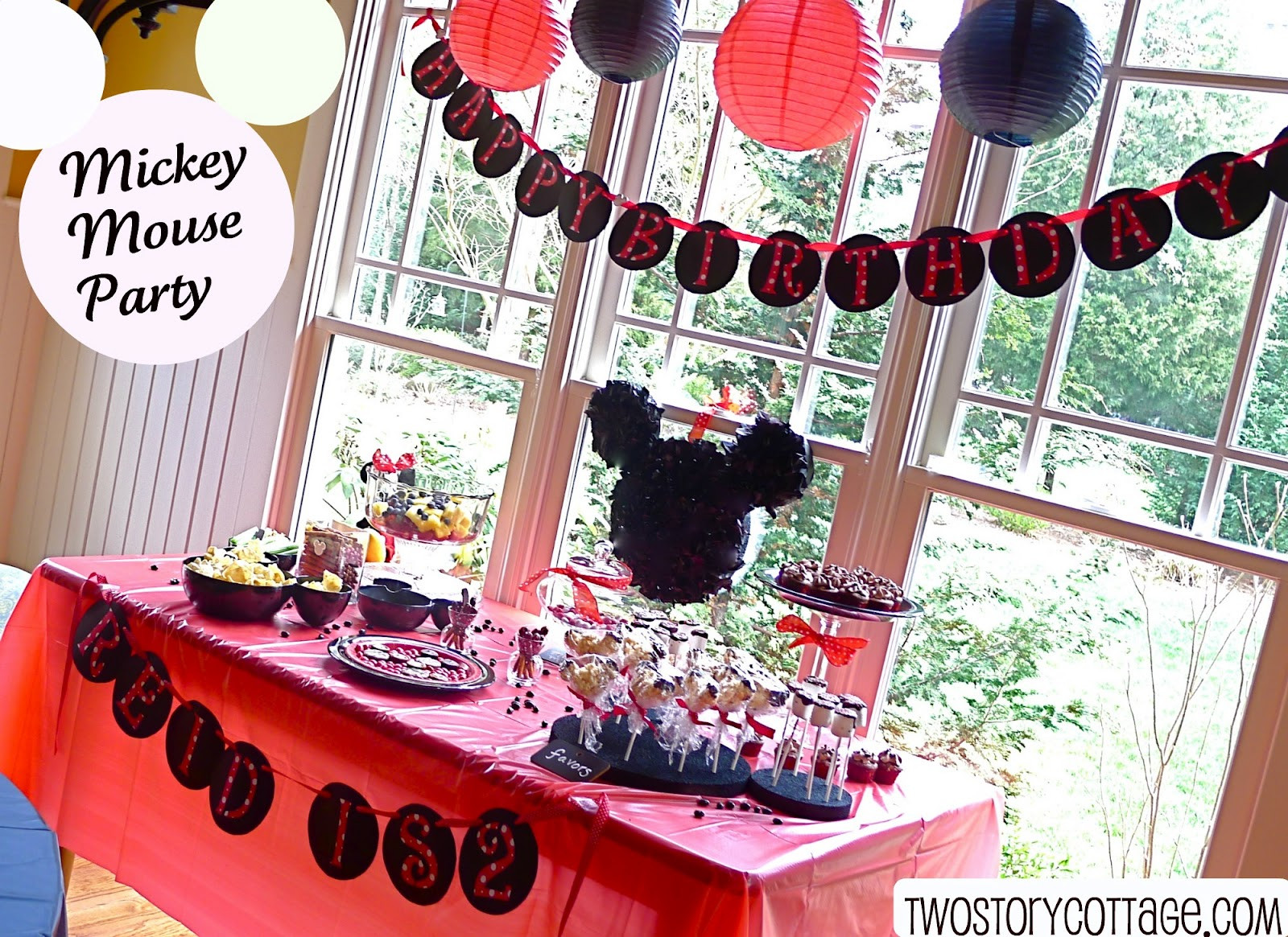 Baby Mickey Party Ideas
 Mickey Mouse Baby Shower Decorations