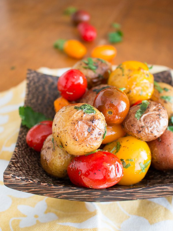 Baby Potatoes Recipes Stove Top
 Herbs de Provence Baby Potatoes and Tomatoes Healthy
