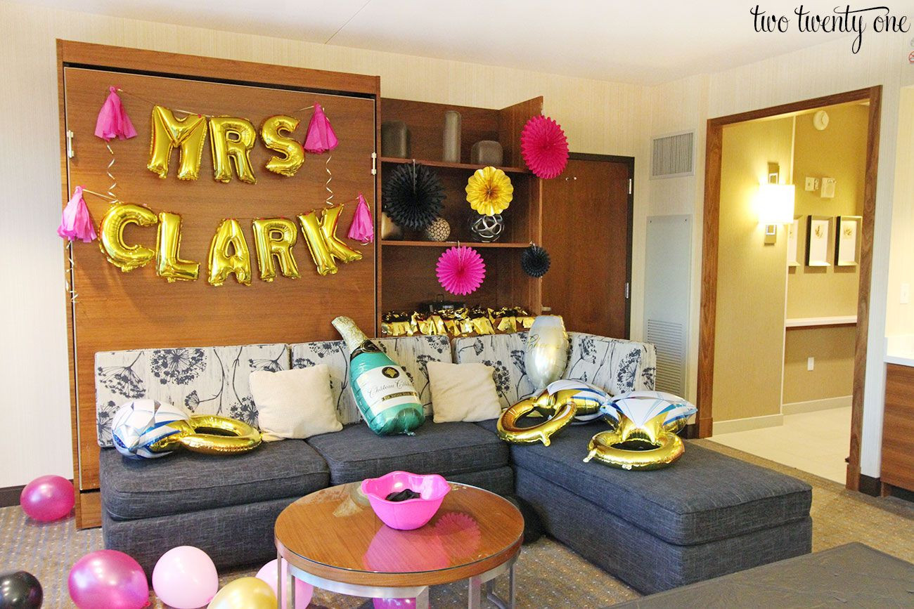 Bachelorette Viewing Party Ideas
 Bachelorette Party Ideas 10 Awesome Tips