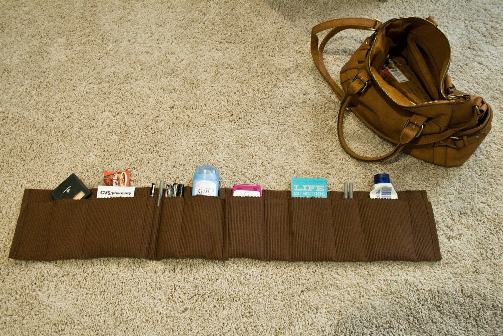 Backpack Organizer DIY
 five sixteenths blog Make it Monday Easy Purse