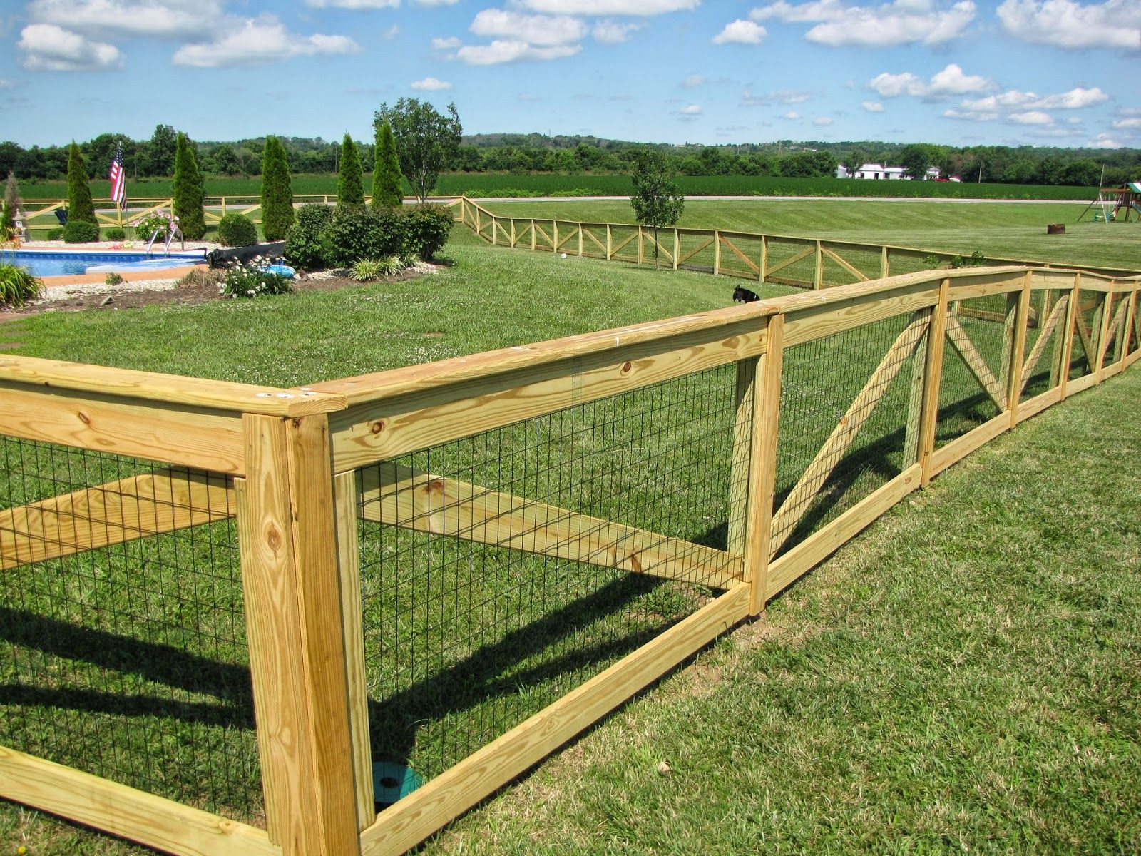 Backyard Fence For Dogs
 Best Flooring for Pets