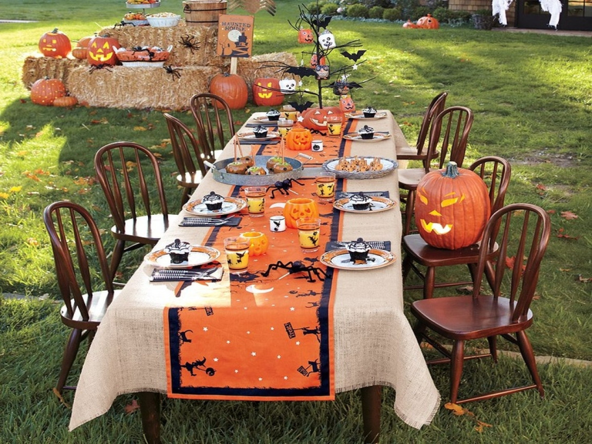 Backyard Halloween Party Ideas Adults
 Cool outdoor tables halloween party ideas for adults