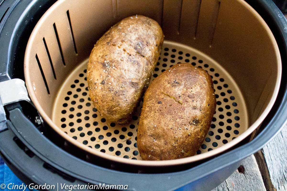 Baked Potato Air Fryer
 Air Fryer Baked Potatoes delicious and crispy