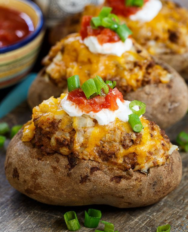 Baked Potato Recipes
 16 Baked Potato Recipes To Drool Over