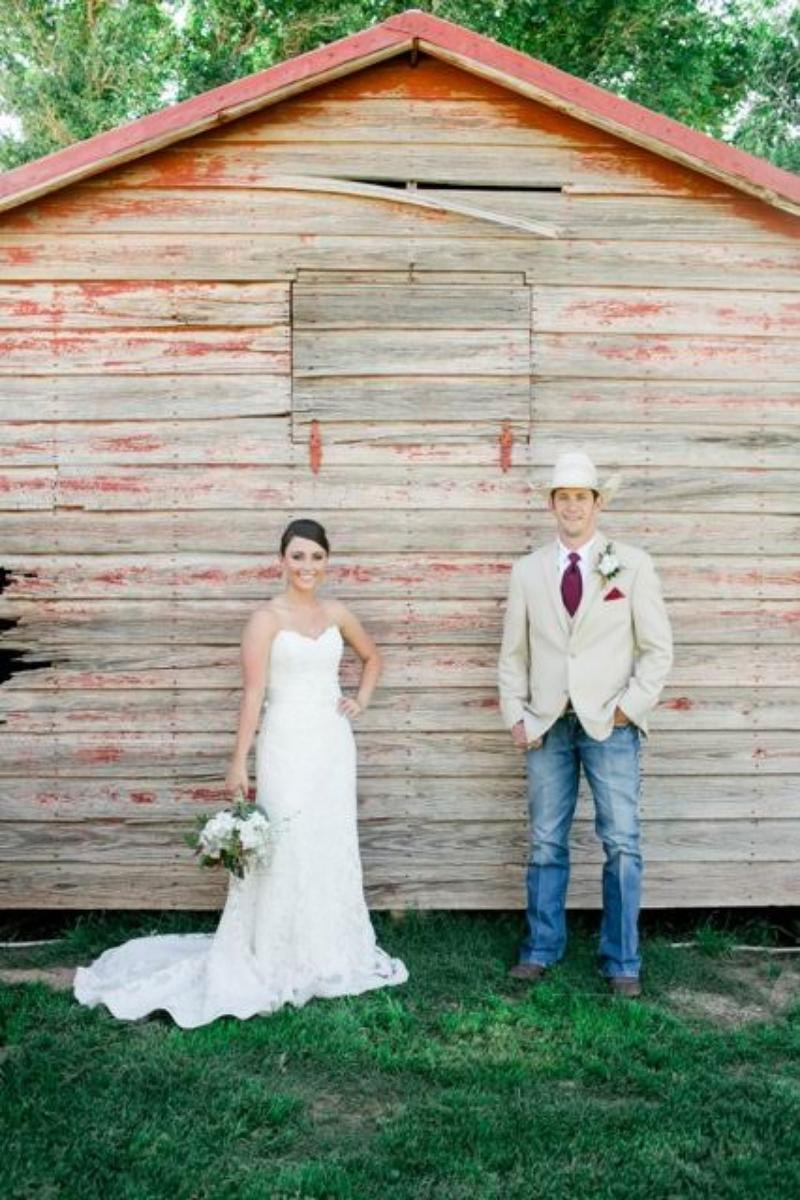 Barn Wedding Venues In Texas
 Cotton Creek Barn Weddings