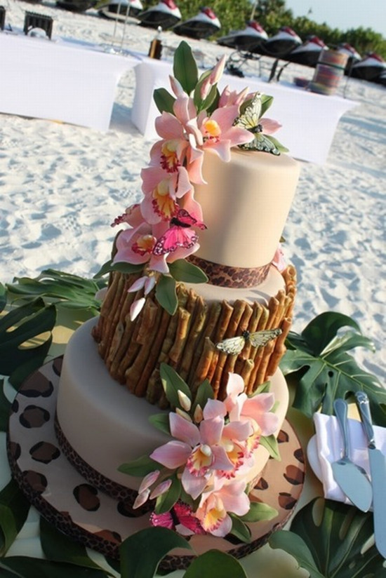 Beach Theme Wedding
 Special WednesdayUnique Wedding Cakes For You