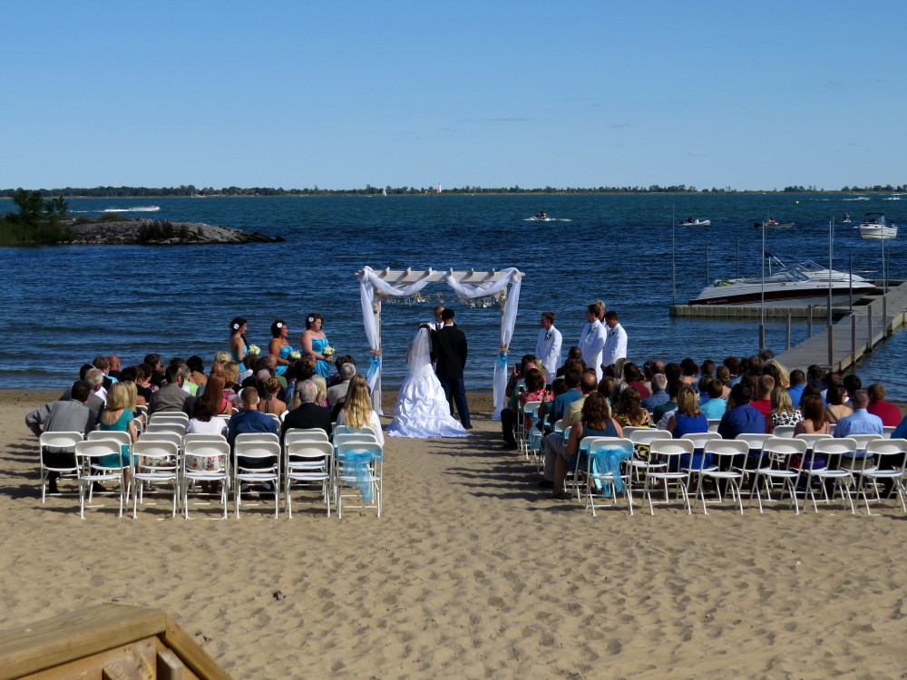 Beach Weddings In Michigan
 Northern Michigan Wedding