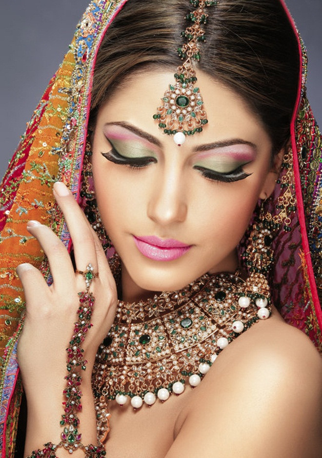 Beautiful Bridal Makeup Pictures
 Mahrose Beauty Parlor – plete Details – Saloni Health