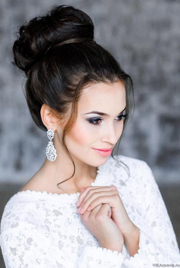 Beautiful Bridesmaid Hairstyles
 31 Gorgeous Wedding Makeup & Hairstyle Ideas For Every Bride
