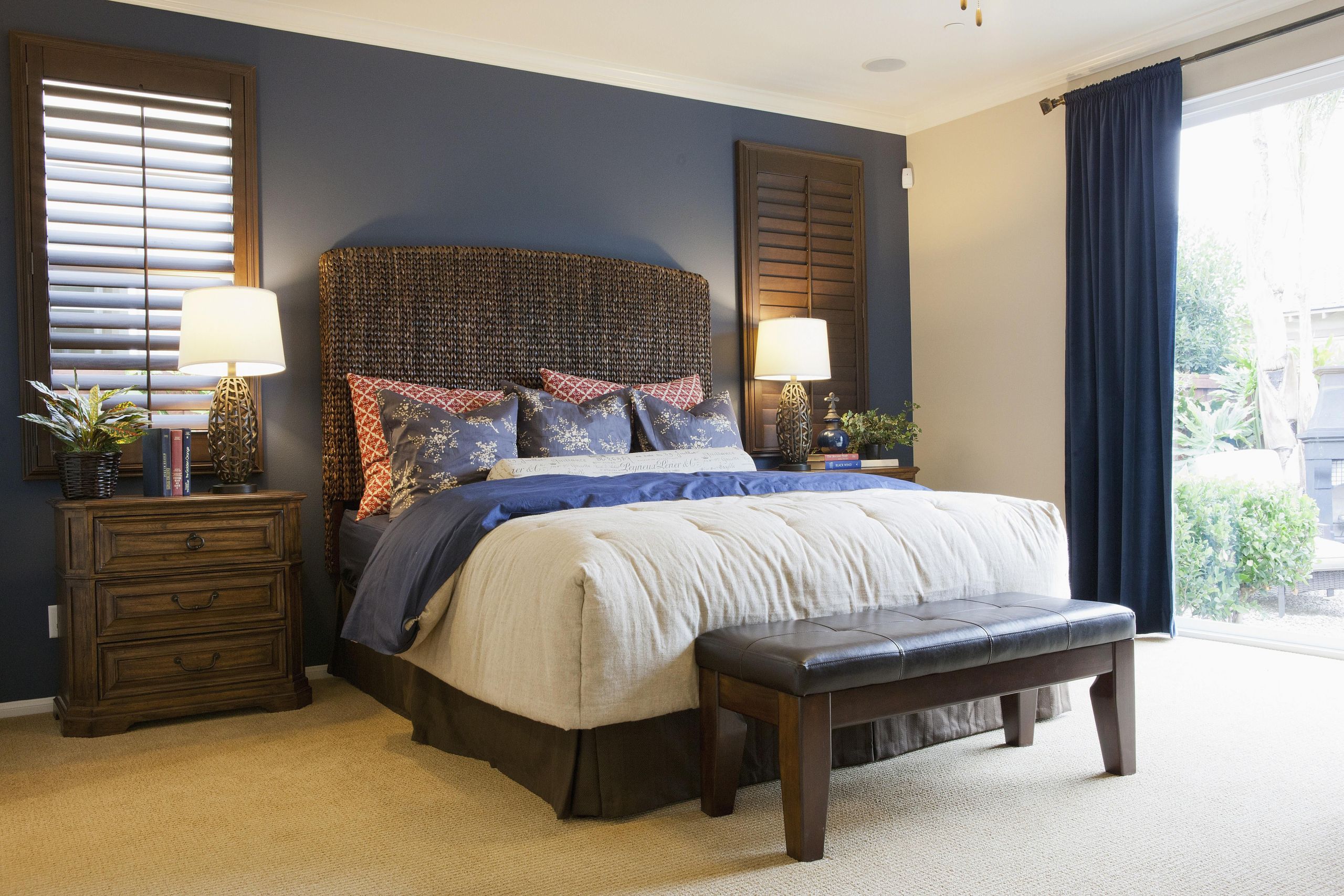 Bedroom Accent Wall Colors
 How to Choose a Bedroom Accent Wall and Color