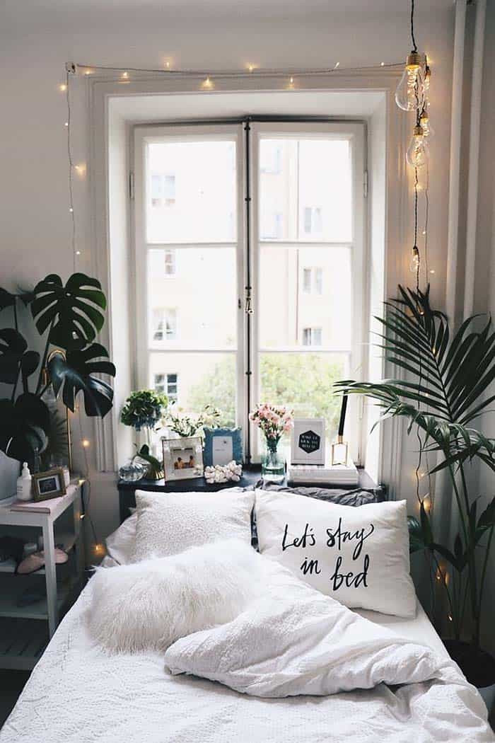 Bedroom Decor Pinterest
 33 Ultra cozy bedroom decorating ideas for winter warmth
