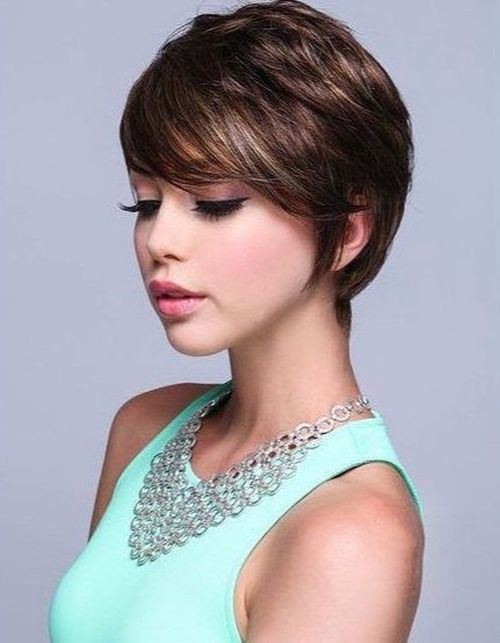 Best Short Haircuts For Thick Hair
 17 Effortless Chic Short Haircuts for Thick Hair