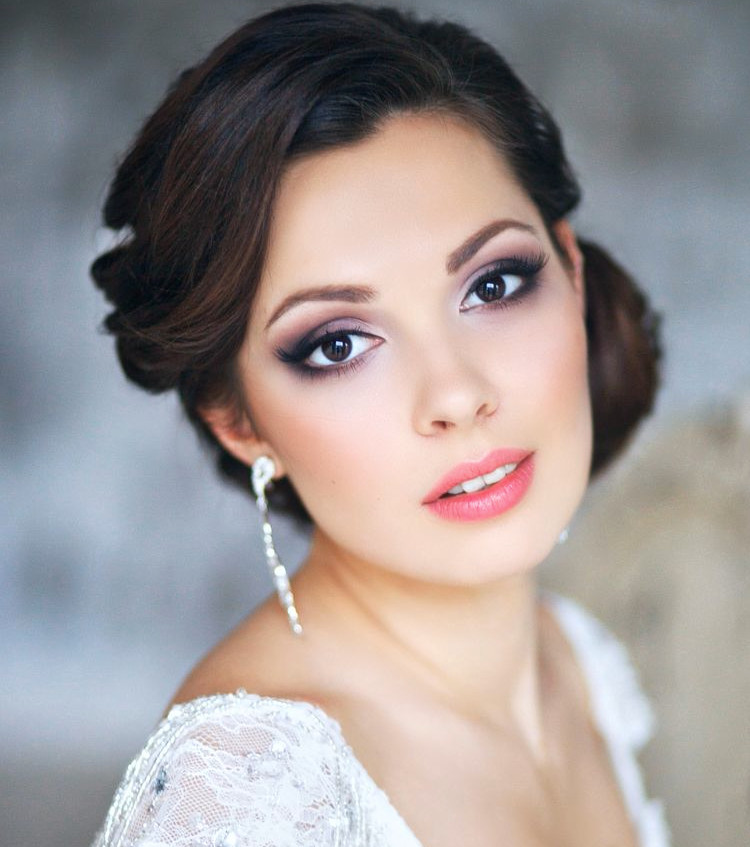 Best Wedding Makeup
 The 5 BEST Tips How To Choose Your Bridal Makeup Look