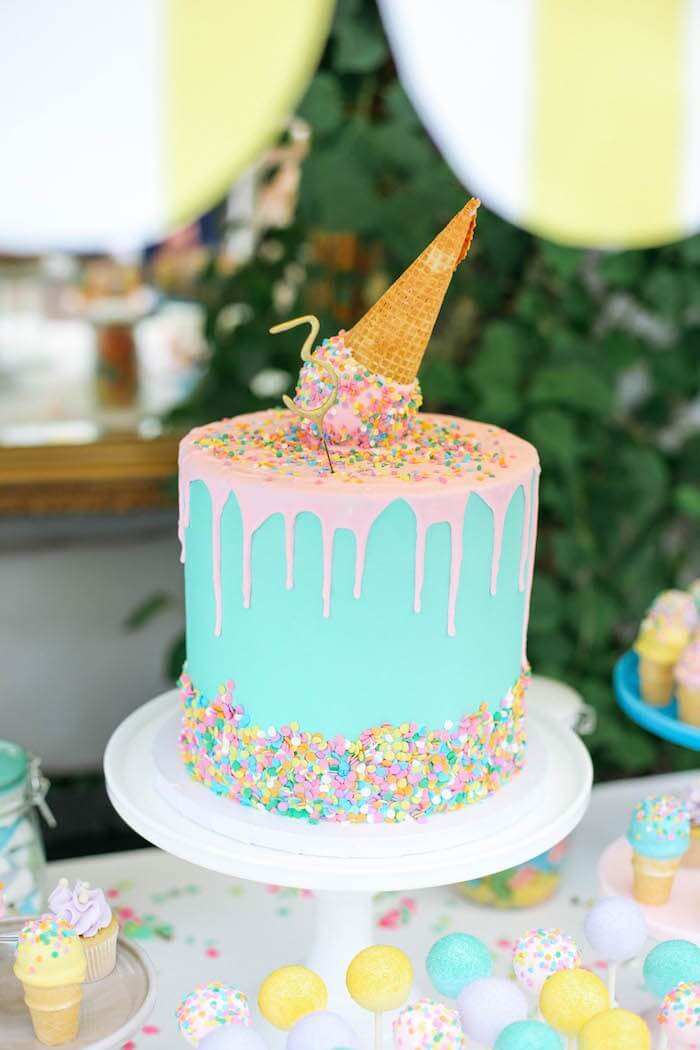 Birthday Cakes For Little Girls
 10 Totally Gorgeous Birthday Cakes For Sweet Little Girls